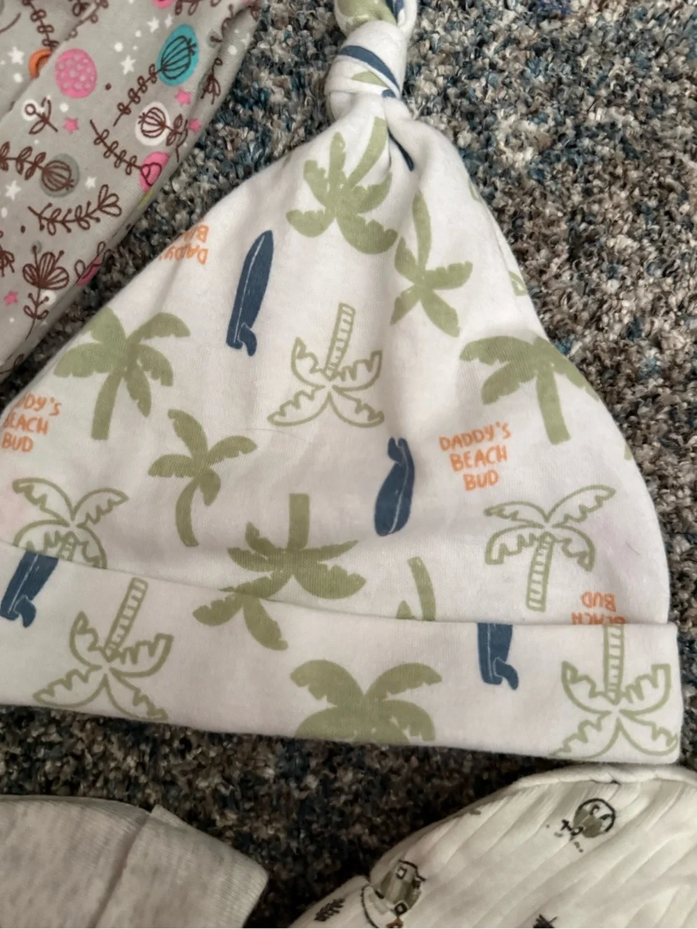 Lot of 6 baby hats various brands